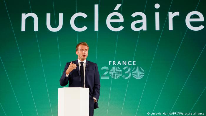 Präsident Macron bei seiner Rede zur Agenda France 2030